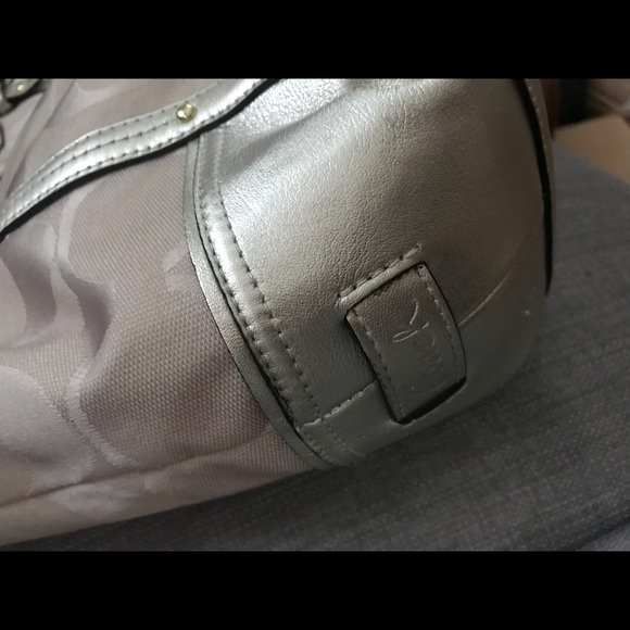 Coach purse - Picture 4 of 6